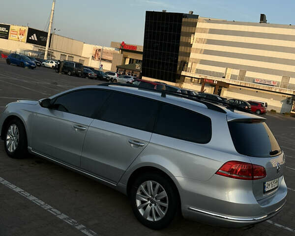 Серый Фольксваген Пассат, объемом двигателя 2 л и пробегом 280 тыс. км за 10000 $, фото 10 на Automoto.ua