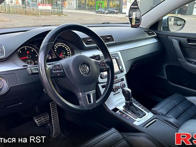 Серый Фольксваген Пассат, объемом двигателя 2 л и пробегом 241 тыс. км за 12500 $, фото 4 на Automoto.ua