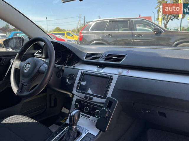 Серый Фольксваген Пассат, объемом двигателя 1.97 л и пробегом 210 тыс. км за 10700 $, фото 25 на Automoto.ua