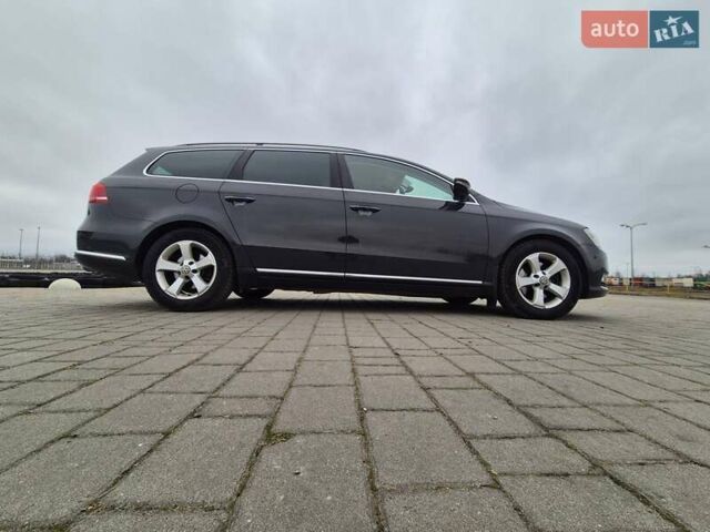 Серый Фольксваген Пассат, объемом двигателя 2 л и пробегом 328 тыс. км за 11000 $, фото 52 на Automoto.ua