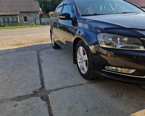 Сірий Фольксваген Пассат, об'ємом двигуна 1.6 л та пробігом 298 тис. км за 8300 $, фото 1 на Automoto.ua