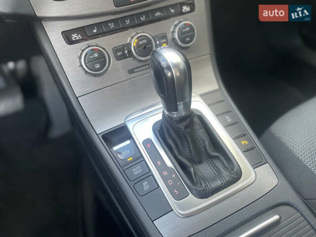 Серый Фольксваген Пассат, объемом двигателя 2 л и пробегом 217 тыс. км за 11300 $, фото 9 на Automoto.ua