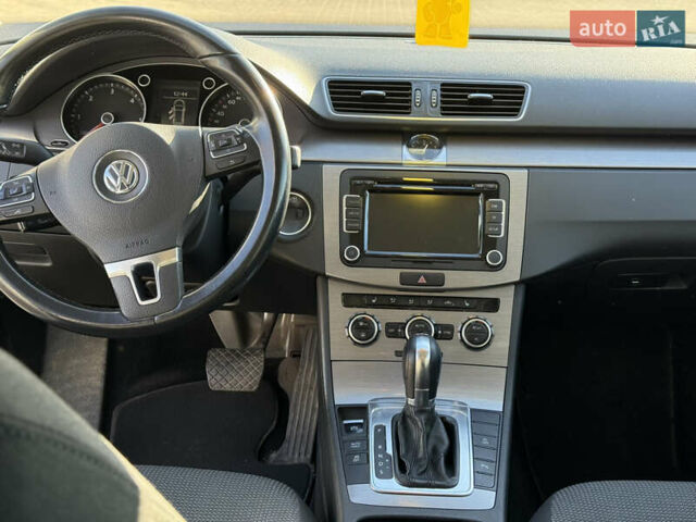 Серый Фольксваген Пассат, объемом двигателя 1.97 л и пробегом 213 тыс. км за 10700 $, фото 12 на Automoto.ua