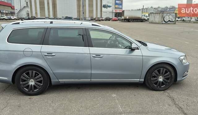 Серый Фольксваген Пассат, объемом двигателя 2 л и пробегом 313 тыс. км за 12700 $, фото 4 на Automoto.ua