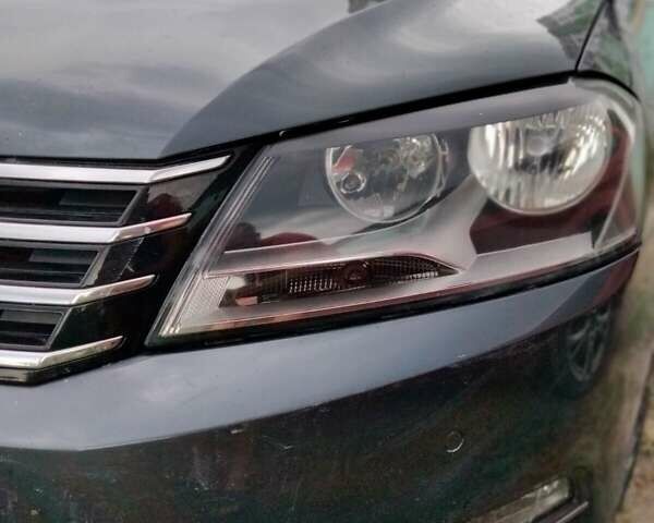 Серый Фольксваген Пассат, объемом двигателя 1.6 л и пробегом 250 тыс. км за 9600 $, фото 37 на Automoto.ua