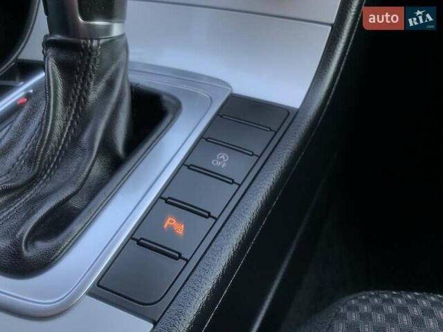 Серый Фольксваген Пассат, объемом двигателя 2 л и пробегом 235 тыс. км за 10199 $, фото 48 на Automoto.ua