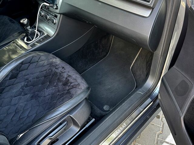 Сірий Фольксваген Пассат, об'ємом двигуна 1.6 л та пробігом 239 тис. км за 11500 $, фото 5 на Automoto.ua