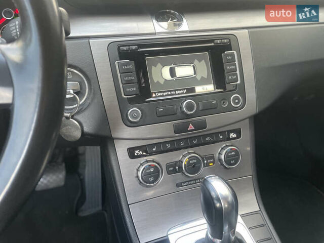 Серый Фольксваген Пассат, объемом двигателя 2 л и пробегом 217 тыс. км за 11300 $, фото 8 на Automoto.ua