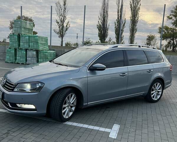 Серый Фольксваген Пассат, объемом двигателя 2 л и пробегом 295 тыс. км за 9600 $, фото 3 на Automoto.ua