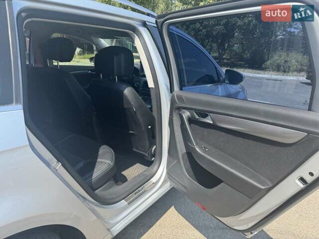 Серый Фольксваген Пассат, объемом двигателя 1.39 л и пробегом 209 тыс. км за 8700 $, фото 8 на Automoto.ua