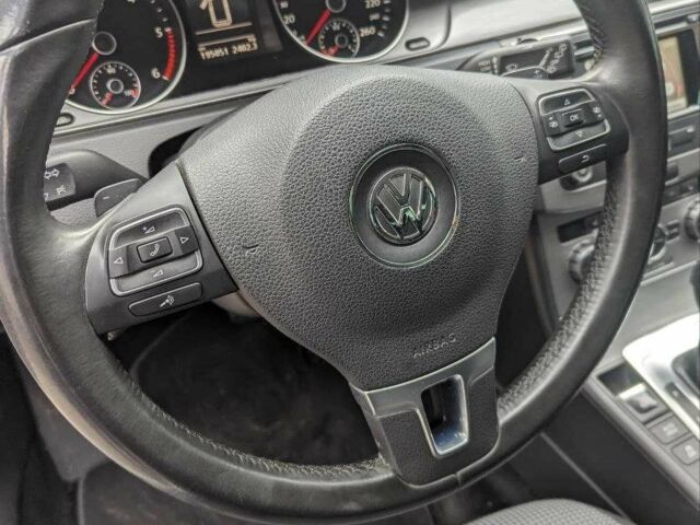 Серый Фольксваген Пассат, объемом двигателя 2 л и пробегом 194 тыс. км за 11499 $, фото 10 на Automoto.ua