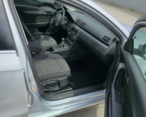 Серый Фольксваген Пассат, объемом двигателя 2 л и пробегом 202 тыс. км за 10700 $, фото 1 на Automoto.ua