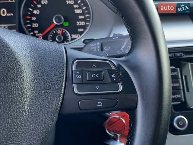 Серый Фольксваген Пассат, объемом двигателя 2 л и пробегом 235 тыс. км за 10199 $, фото 40 на Automoto.ua