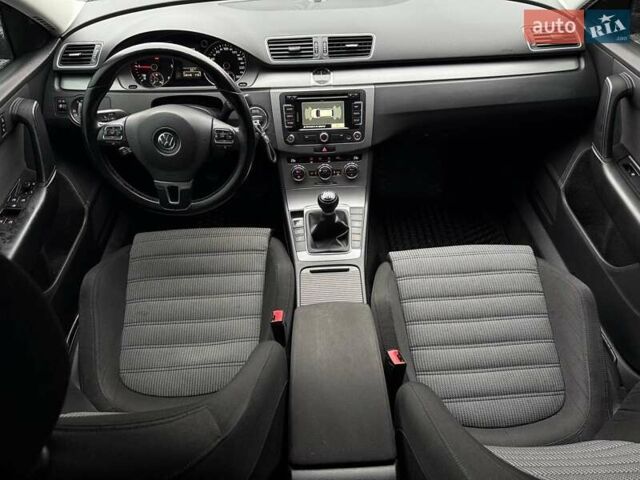 Сірий Фольксваген Пассат, об'ємом двигуна 1.6 л та пробігом 342 тис. км за 8500 $, фото 39 на Automoto.ua