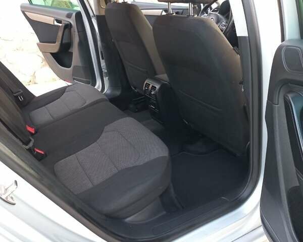 Серый Фольксваген Пассат, объемом двигателя 1.97 л и пробегом 340 тыс. км за 9800 $, фото 19 на Automoto.ua