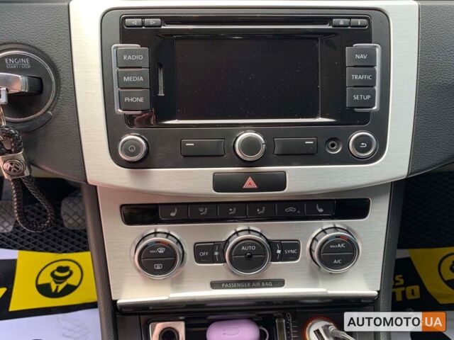 Серый Фольксваген Пассат, объемом двигателя 1.6 л и пробегом 307 тыс. км за 10750 $, фото 11 на Automoto.ua