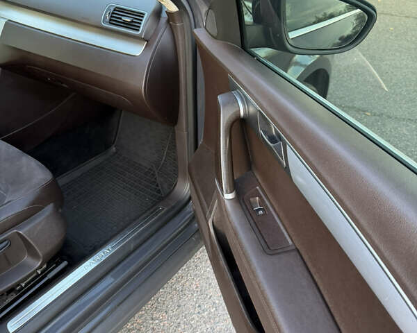 Сірий Фольксваген Пассат, об'ємом двигуна 2 л та пробігом 274 тис. км за 11500 $, фото 15 на Automoto.ua