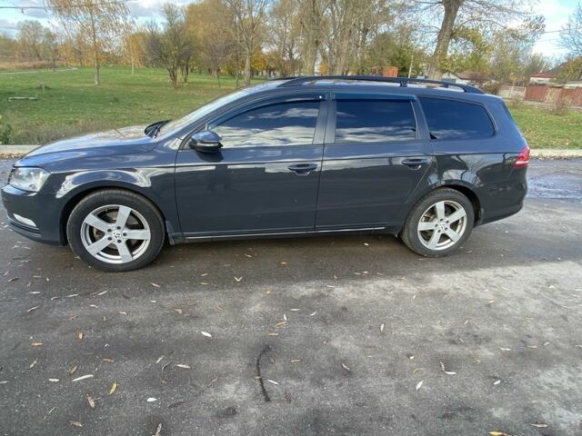 Серый Фольксваген Пассат, объемом двигателя 2 л и пробегом 254 тыс. км за 9300 $, фото 1 на Automoto.ua