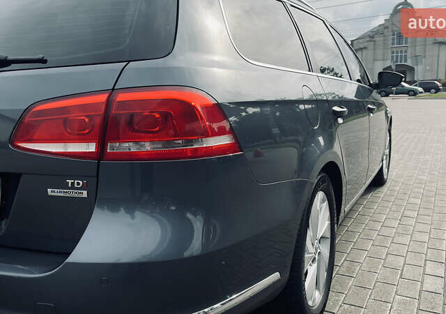 Фольксваген Пассат 2012 в Житомире на Automoto.ua Серый Фольксваген Пассат, объемом двигателя 1.6 л и пробегом 317 тыс. км за 9350 $, фото 17 на Automoto.ua