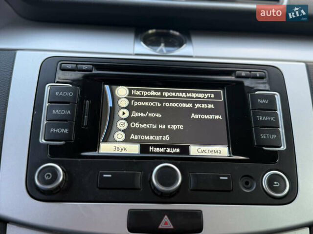 Сірий Фольксваген Пассат, об'ємом двигуна 1.6 л та пробігом 258 тис. км за 9800 $, фото 49 на Automoto.ua