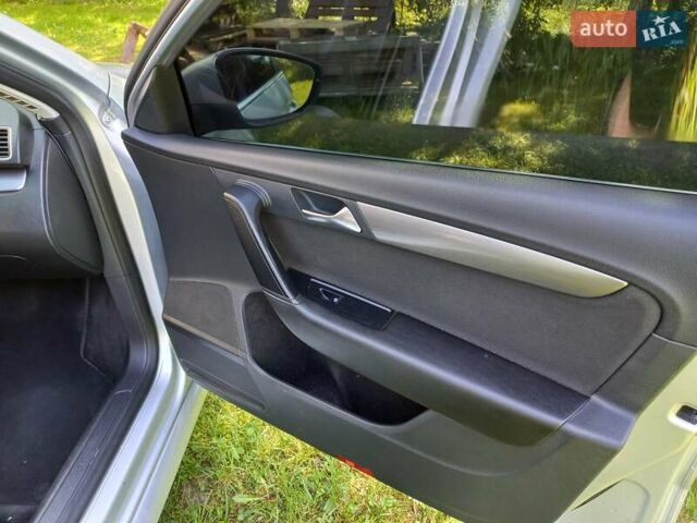 Сірий Фольксваген Пассат, об'ємом двигуна 1.6 л та пробігом 278 тис. км за 9310 $, фото 13 на Automoto.ua