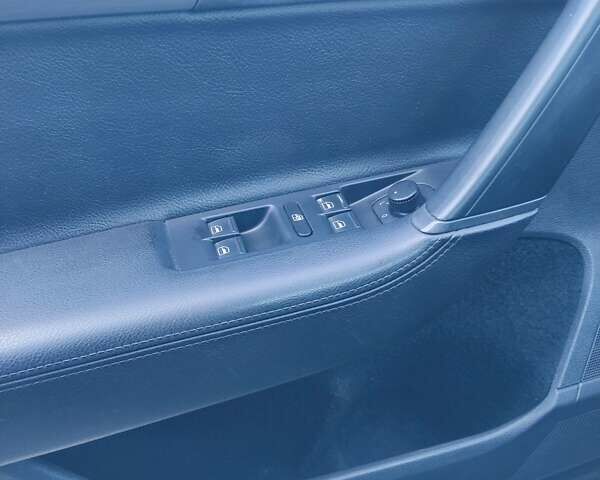 Сірий Фольксваген Пассат, об'ємом двигуна 1.39 л та пробігом 192 тис. км за 8500 $, фото 11 на Automoto.ua