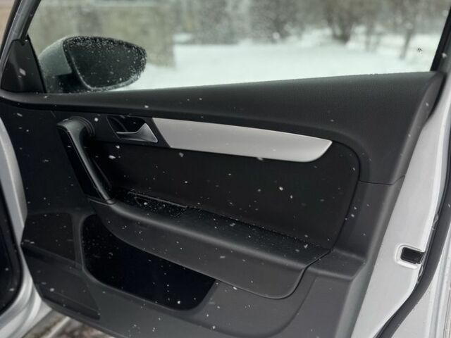 Серый Фольксваген Пассат, объемом двигателя 2 л и пробегом 37 тыс. км за 5000 $, фото 21 на Automoto.ua