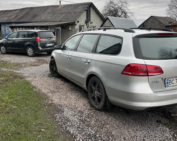 Серый Фольксваген Пассат, объемом двигателя 1.97 л и пробегом 264 тыс. км за 10500 $, фото 7 на Automoto.ua