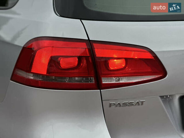 Серый Фольксваген Пассат, объемом двигателя 1.97 л и пробегом 260 тыс. км за 9850 $, фото 42 на Automoto.ua