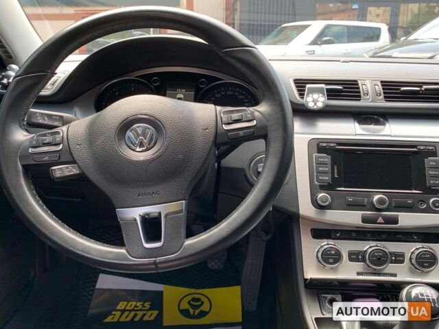 Серый Фольксваген Пассат, объемом двигателя 1.6 л и пробегом 307 тыс. км за 10750 $, фото 13 на Automoto.ua
