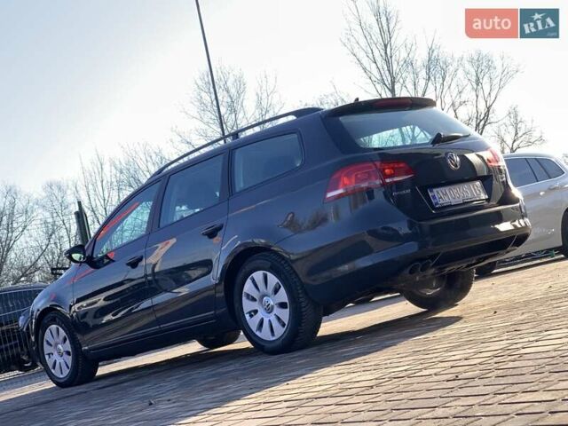 Серый Фольксваген Пассат, объемом двигателя 2 л и пробегом 235 тыс. км за 10199 $, фото 17 на Automoto.ua