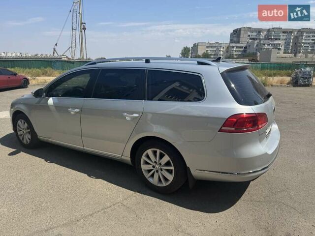 Серый Фольксваген Пассат, объемом двигателя 1.39 л и пробегом 209 тыс. км за 8700 $, фото 4 на Automoto.ua