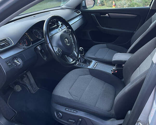 Сірий Фольксваген Пассат, об'ємом двигуна 2 л та пробігом 383 тис. км за 11500 $, фото 10 на Automoto.ua