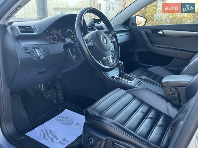 Сірий Фольксваген Пассат, об'ємом двигуна 2 л та пробігом 257 тис. км за 11490 $, фото 10 на Automoto.ua