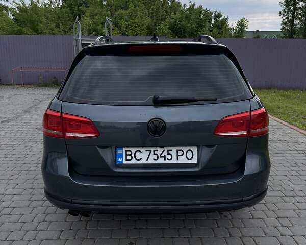 Серый Фольксваген Пассат, объемом двигателя 1.97 л и пробегом 288 тыс. км за 10999 $, фото 5 на Automoto.ua