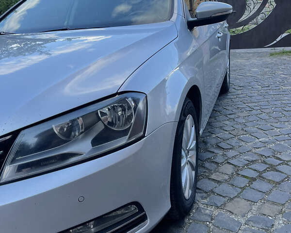 Сірий Фольксваген Пассат, об'ємом двигуна 2 л та пробігом 383 тис. км за 11500 $, фото 1 на Automoto.ua