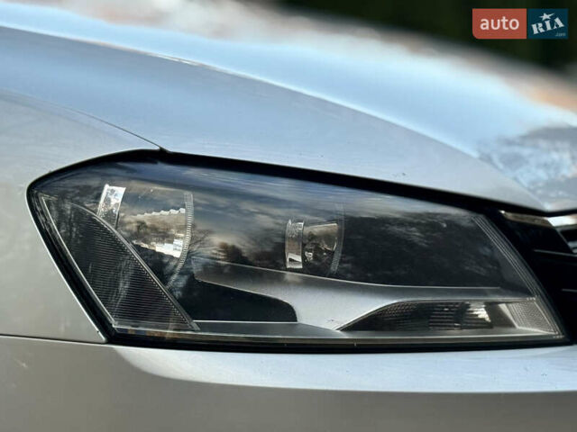 Сірий Фольксваген Пассат, об'ємом двигуна 1.6 л та пробігом 258 тис. км за 9800 $, фото 8 на Automoto.ua