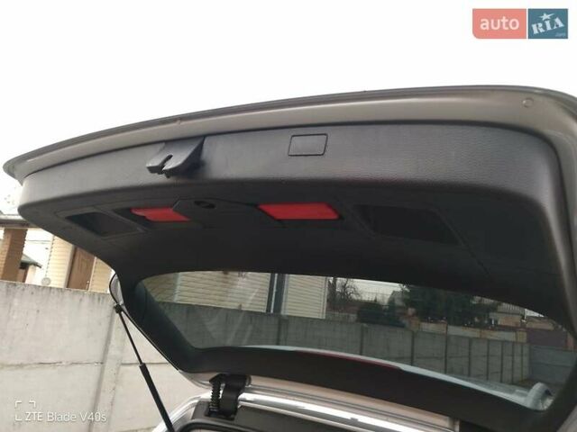 Серый Фольксваген Пассат, объемом двигателя 2 л и пробегом 277 тыс. км за 10800 $, фото 12 на Automoto.ua