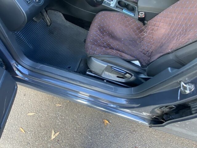 Серый Фольксваген Пассат, объемом двигателя 2 л и пробегом 254 тыс. км за 9300 $, фото 15 на Automoto.ua