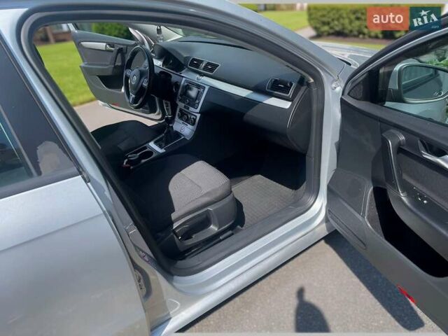 Сірий Фольксваген Пассат, об'ємом двигуна 1.6 л та пробігом 290 тис. км за 9500 $, фото 5 на Automoto.ua