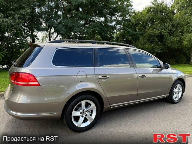 Сірий Фольксваген Пассат, об'ємом двигуна 1.8 л та пробігом 55 тис. км за 13300 $, фото 2 на Automoto.ua