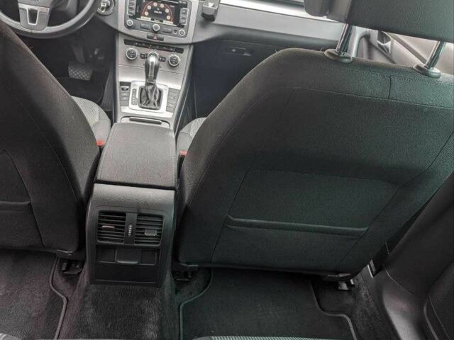 Серый Фольксваген Пассат, объемом двигателя 2 л и пробегом 194 тыс. км за 11499 $, фото 12 на Automoto.ua