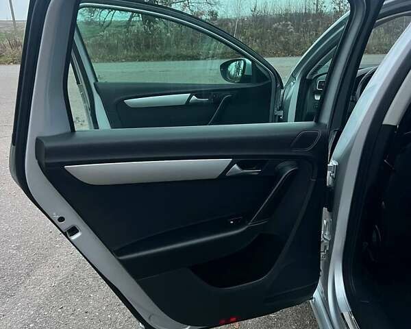 Серый Фольксваген Пассат, объемом двигателя 2 л и пробегом 297 тыс. км за 10599 $, фото 19 на Automoto.ua