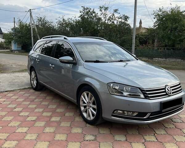 Серый Фольксваген Пассат, объемом двигателя 2 л и пробегом 295 тыс. км за 9600 $, фото 2 на Automoto.ua