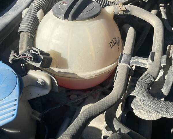 Фольксваген Пассат 2012 в Львове на Automoto.ua Серый Фольксваген Пассат, объемом двигателя 2 л и пробегом 327 тыс. км за 9800 $, фото 29 на Automoto.ua