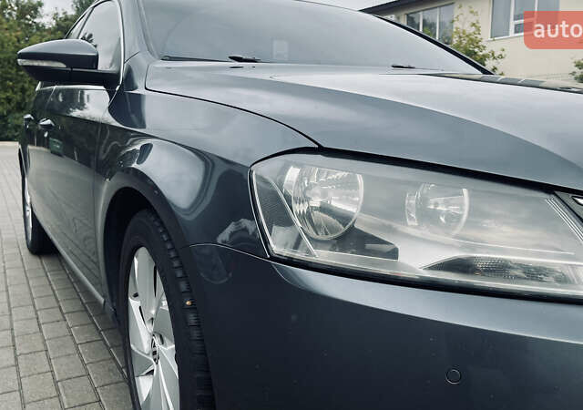 Фольксваген Пассат 2012 в Житомире на Automoto.ua Серый Фольксваген Пассат, объемом двигателя 1.6 л и пробегом 317 тыс. км за 9350 $, фото 8 на Automoto.ua