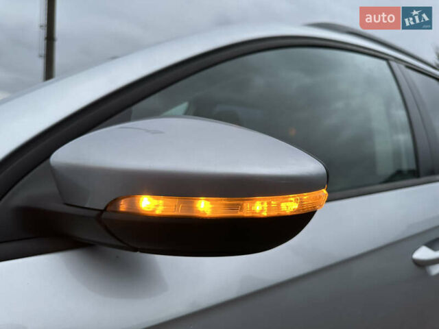 Серый Фольксваген Пассат, объемом двигателя 1.97 л и пробегом 260 тыс. км за 9850 $, фото 43 на Automoto.ua