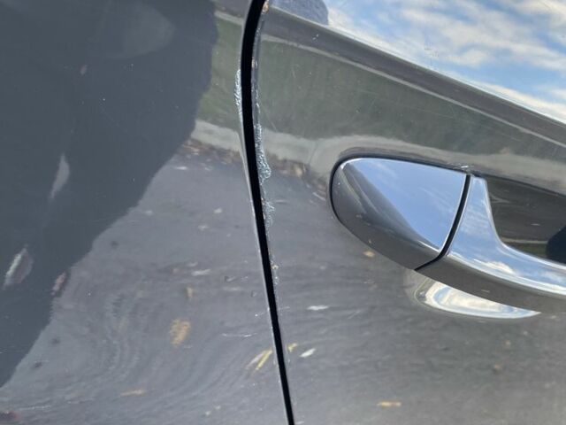 Серый Фольксваген Пассат, объемом двигателя 2 л и пробегом 254 тыс. км за 9300 $, фото 10 на Automoto.ua