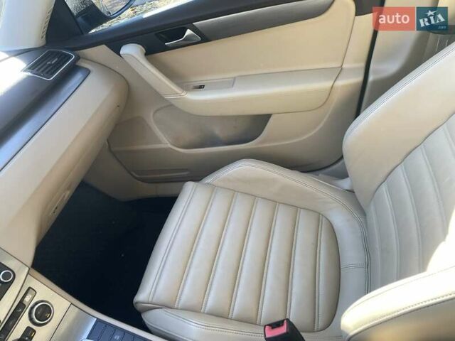 Фольксваген Пассат 2012 в Львове на Automoto.ua Серый Фольксваген Пассат, объемом двигателя 2 л и пробегом 327 тыс. км за 9800 $, фото 33 на Automoto.ua