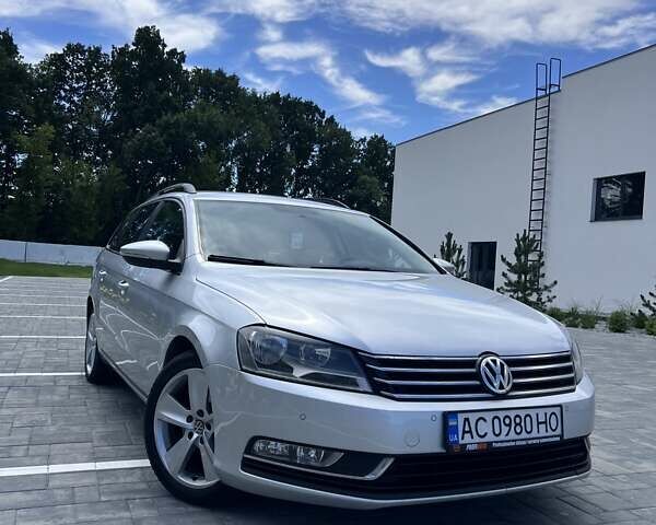 Сірий Фольксваген Пассат, об'ємом двигуна 2 л та пробігом 225 тис. км за 10700 $, фото 4 на Automoto.ua